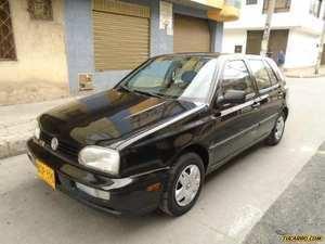 Volkswagen GOLF GL MT 1800CC 5P