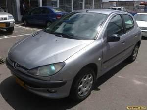 Peugeot 206 XR MT 1400CC 5P