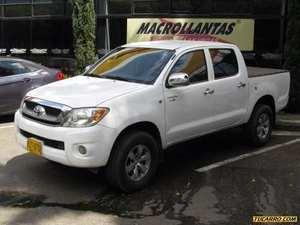 Toyota Hilux IMV MT 2500CC 4X4 TD