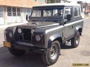 Land Rover Santana