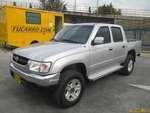 Toyota Hilux 2.4L MT 2400CC 4X4