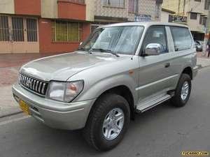 Toyota Prado SUMO MT 2.7 3P