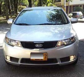 Kia Cerato Forte 2.0 AT 2000CC 2AB ABS CT