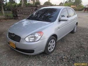 Hyundai Accent VISION GLS MT 1.6 4P 16V