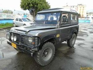 Land Rover Santana