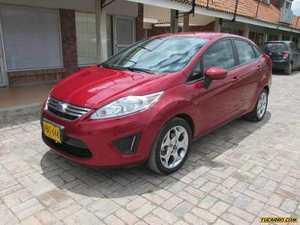 Ford Fiesta SE MT 1600CC AA