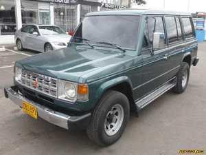 Mitsubishi Montero MULTI WAGON V6 MT 3000CC