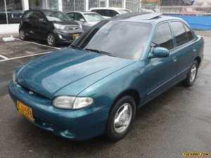 Hyundai Accent GLS MT 1500CC 4P