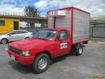 Toyota Hilux 2.4 MT 2400CC 4X2 FE