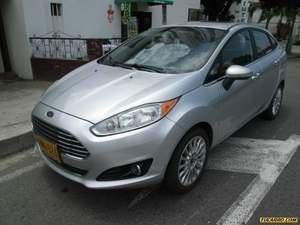 Ford Fiesta TITANIUM AT 1600CC