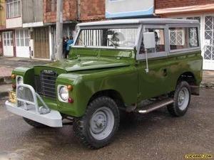 Land Rover Santana