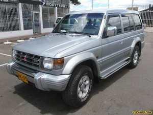 Mitsubishi Montero V43 WAGON MT 3000CC 5P AA