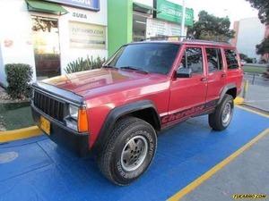 Jeep Cherokee LAREDO MT 4000CC