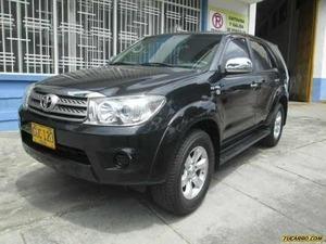 Toyota Fortuner 2.7L AT 2700CC 4X2