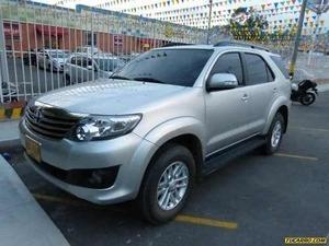 Toyota Fortuner 2.7L AT 2700CC 4X2