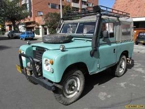 Land Rover Santana