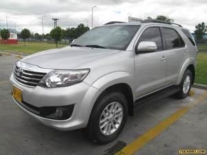 Toyota Fortuner 2.7L AT 2700CC 4X2