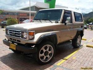 Toyota Land Cruiser FZJ73 MT 4.5 PM AA