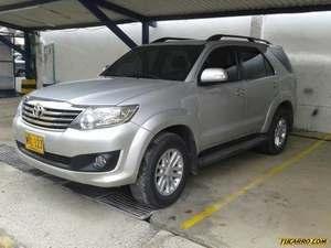 Toyota Fortuner 2.7L AT 2700CC 4X2