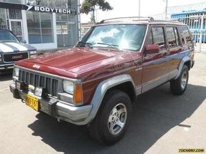 Jeep Cherokee LIMITED AT 4000CC