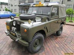 Land Rover Santana