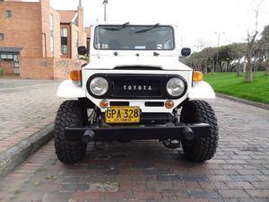 Toyota FJ