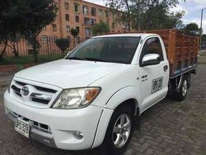 Toyota Hilux IMV MT 2700CC 4X2