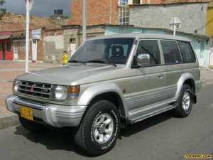 Mitsubishi Montero GLS GLS