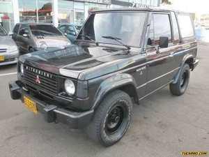 Mitsubishi Montero L042 LONA MT 2600CC 3P IMP