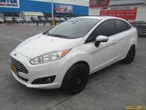 Ford Fiesta TITANIUM AT 1600CC