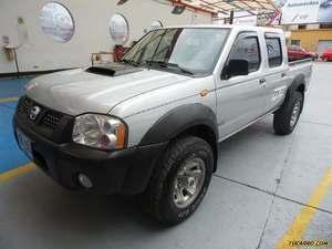 Nissan Frontier NP300 MT 2400CC 4X4