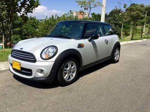 Mini Cooper R56 1.6 COUPE MT 1600CC 3P