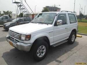 Mitsubishi Montero WAGON V6 MT 3000CC