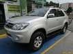 Toyota Fortuner SR5 MT 4000CC 4X4