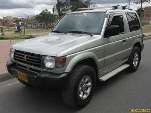 Mitsubishi Montero V11 MT 2400CC 3P AA