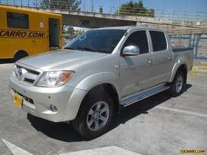 Toyota Hilux VIGO MT 2700CC AA 4X4