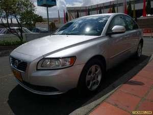 Volvo S40