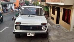 Lada Niva 2121 MT 1700CC 4X4 AA LXI