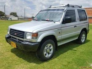 Mitsubishi Montero