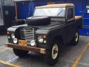 Land Rover Santana SANTANA MT 2500CC