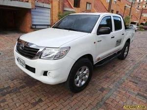 Toyota Hilux IMV MT 2500CC TD 4X4 AA 2AB ABS