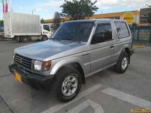 Mitsubishi Montero V11 MT 2400CC 3P AA