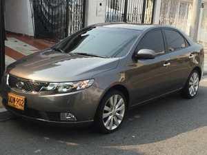 Kia Cerato Forte 1.6 MT 1600CC 2AB ABS