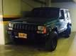 Jeep Cherokee LAREDO MT 4000CC