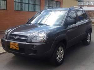 Hyundai Tucson GL MT 2000CC 4X4 ABS 2 AB