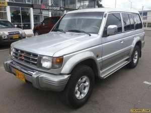 Mitsubishi Montero V43 WAGON MT 3000CC 5P AA