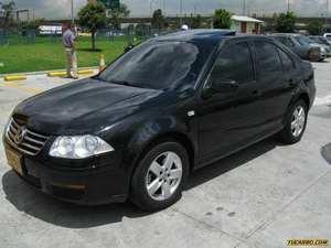 Volkswagen Jetta TRENDLINE MT 2000CC FE