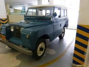 Land Rover Santana