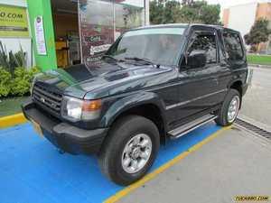 Mitsubishi Montero HARD TOP MT 3000CC 6V