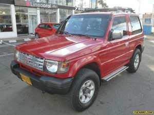 Mitsubishi Montero HARD TOP MT 3000CC 6V